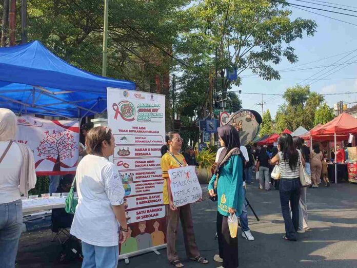 Edukasi Publik dan Sosial Eksperimen ODHIV di CFD Tulungagung, Ini Temuannya