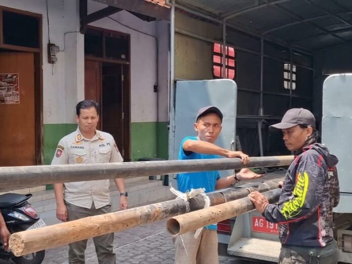 Tak Indahkan Peringatan Petugas, Empat Jaringan Kabel Fiber Optic di Tulungagung Dibongkar