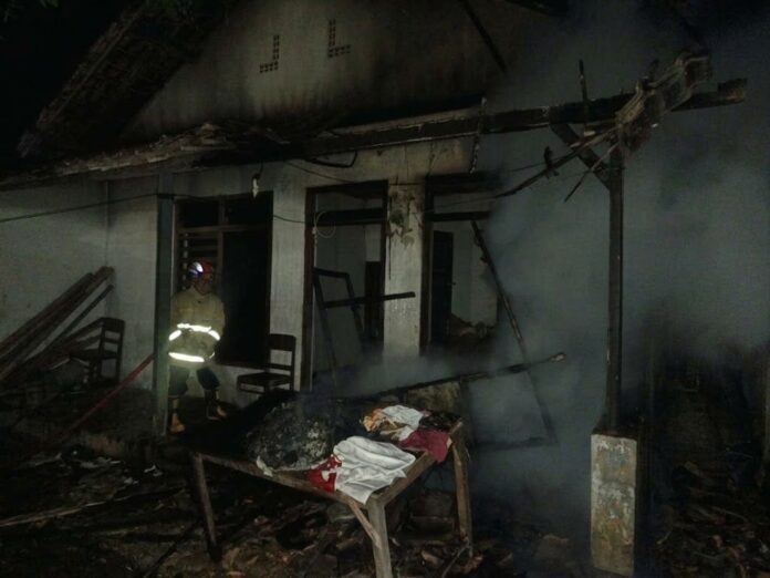 Sebagian Bangunan Rumah Milik ODGJ di Tulungagung Terbakar, Ternyata Ini Penyebabnya