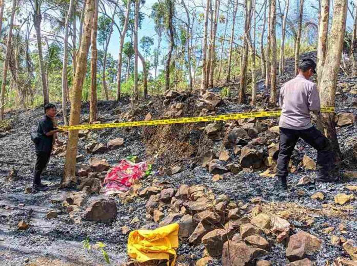 Bakar Daun Kering, Seorang Nenek di Tulungagung Ditemukan Terbakar