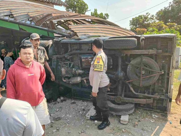 Mobil Pikap Diduga Ugal-Ugalan Tabrak Pemotor di Tulungagung, Begini Kondisinya
