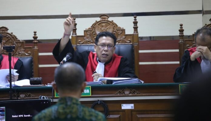 Pengamat Hukum di Tulungagung Soroti Keterangan Saksi, Lagi-Lagi Berikan Alasan Terkekan dan Terpaksa Turuti Pimpinan